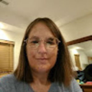 Meet your Posher, Carrie